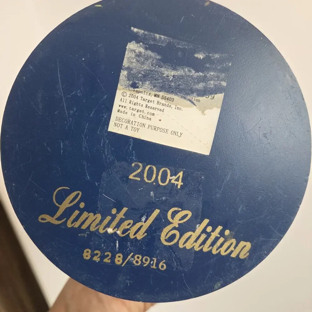 Target numbered 8228
